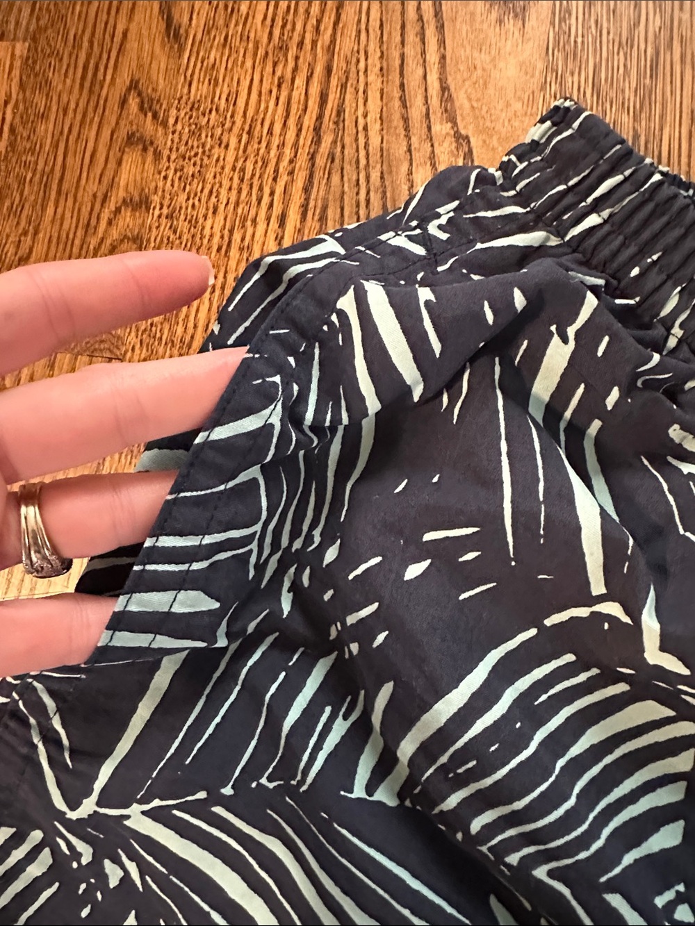 Patagonia Navy swim Shorts with Light Blue Leaf Pattern - Picture 9 of 9